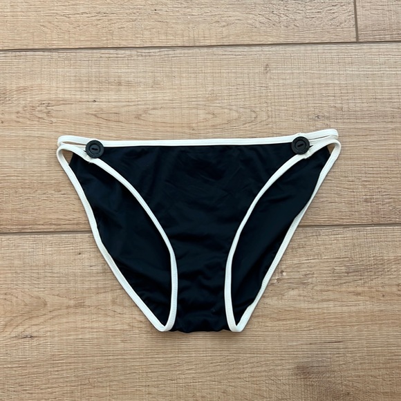 Dkny Other - DKNY bikini bottoms size small used condition